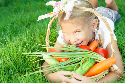 Un niño puede ser vegetariano o vegano sano?